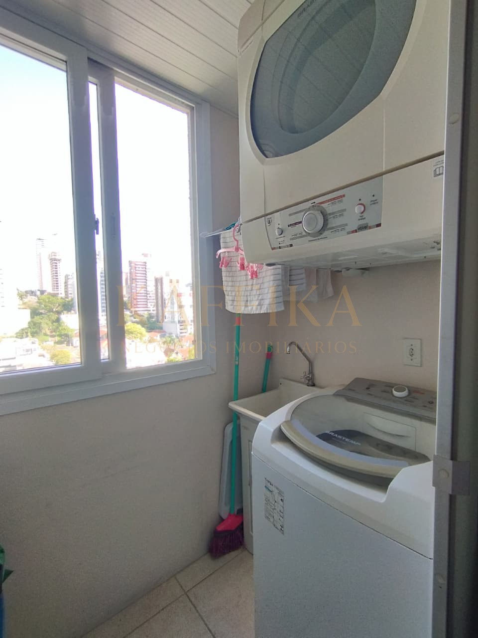 Apartamento 02 dormitórios mobiliado para locação no Centro de Novo Hamburgo/